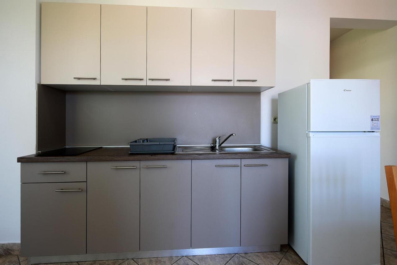נובליה Apartments Dario מראה חיצוני תמונה