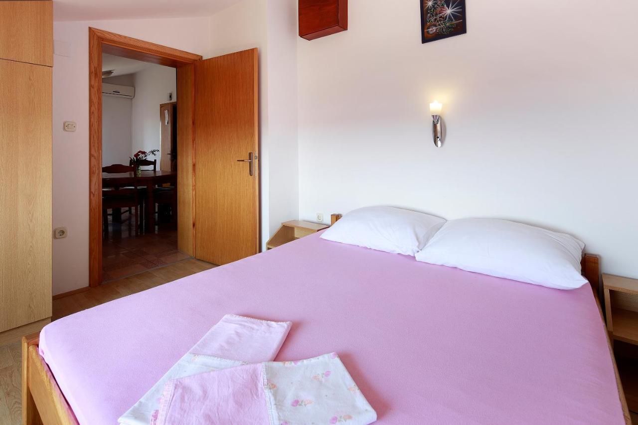 נובליה Apartments Dario מראה חיצוני תמונה